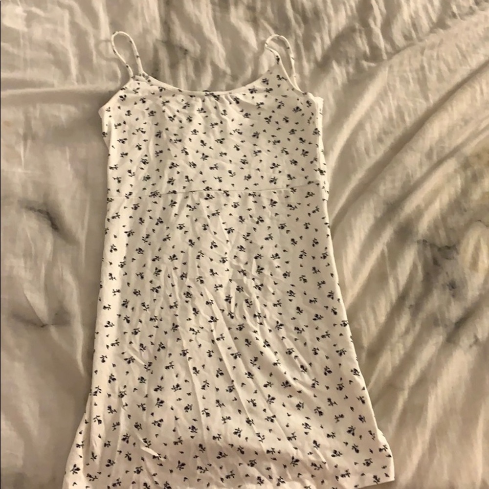 Brandy Melville dress